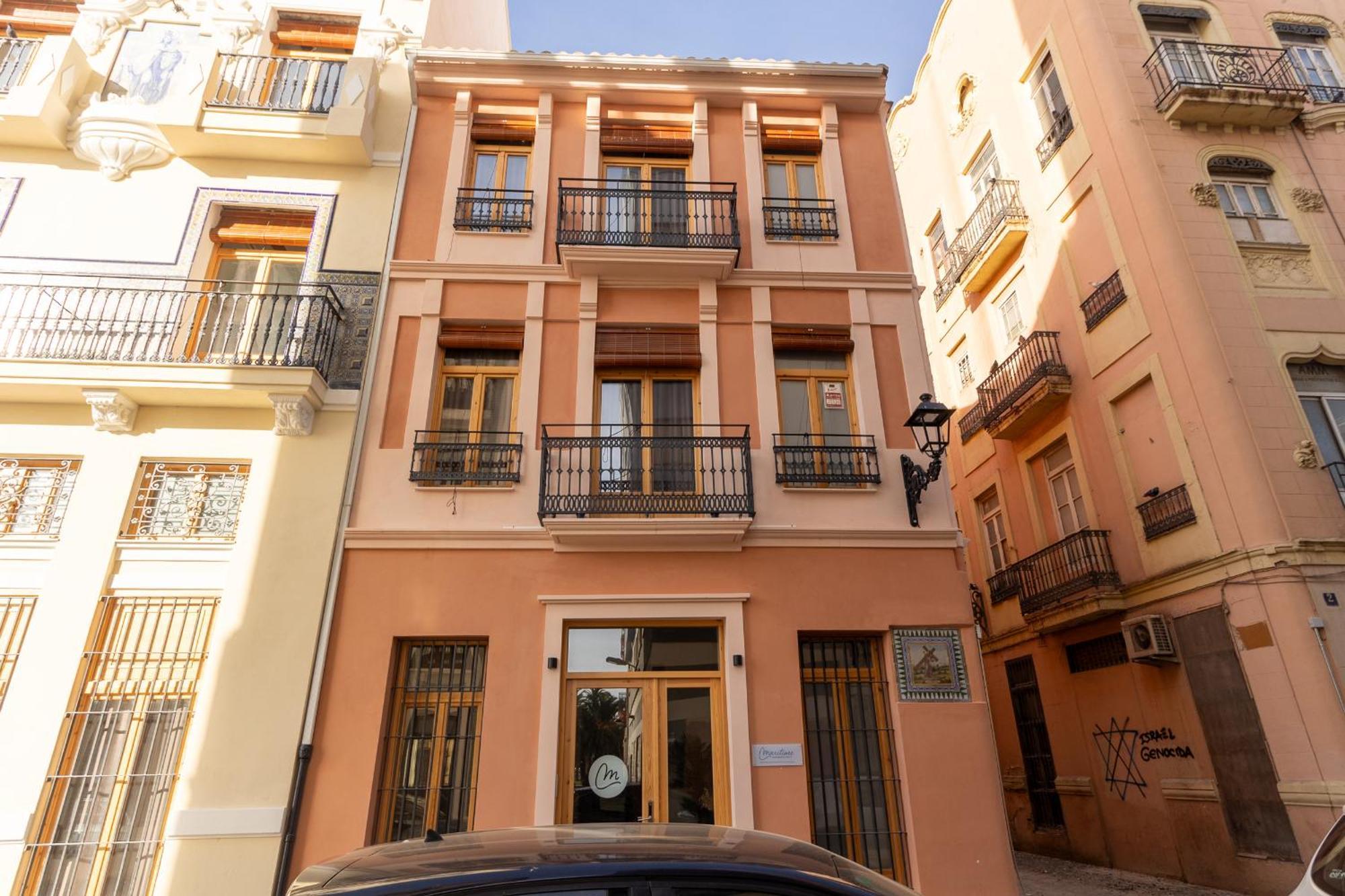 Maritime Apartamentos Puerto Valencia Exterior photo